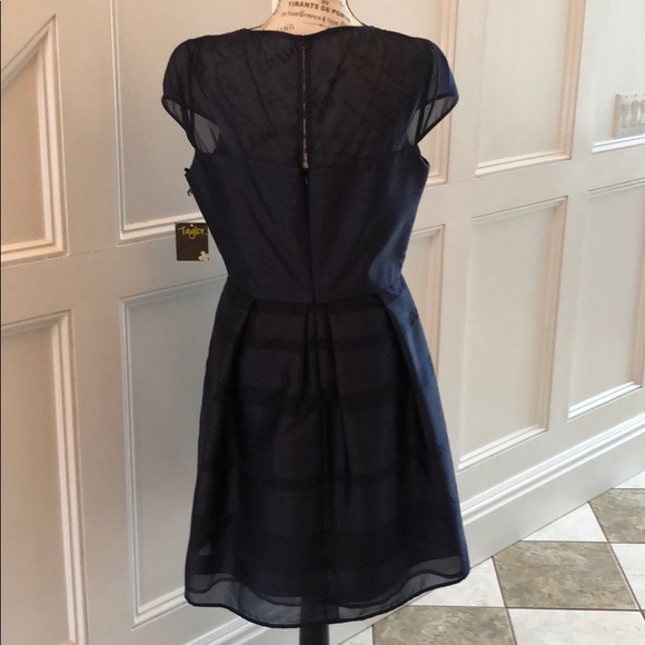 NWT Navy Taylor Dress - Picture 5 of 8